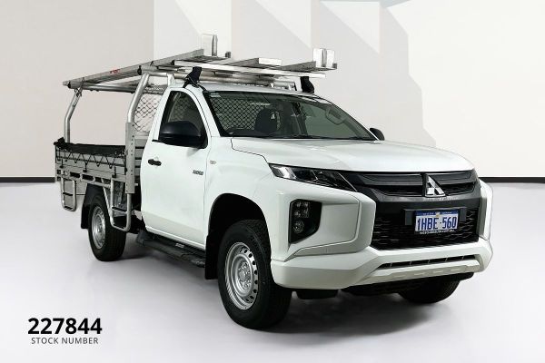 2020 Mitsubishi Triton MR GLX image