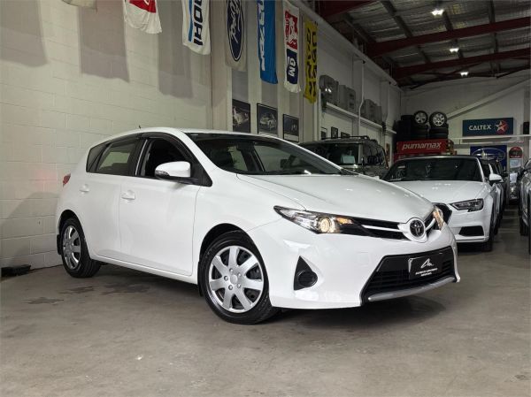 2013 TOYOTA COROLLA 5D HATCHBACK ZRE182R ASCENT image