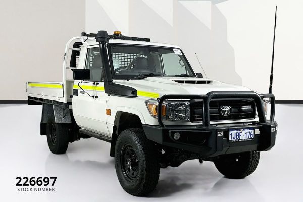 2023 Toyota Landcruiser VDJL79R Workmate image