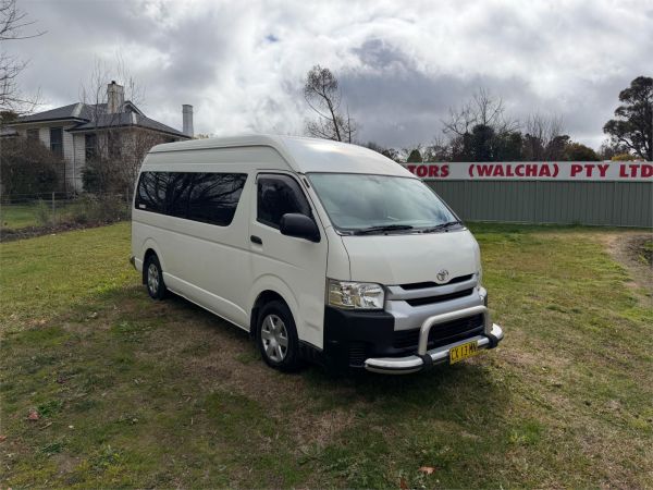 2017 TOYOTA HIACE BUS KDH223R MY16 COMMUTER (12 SEATS) image