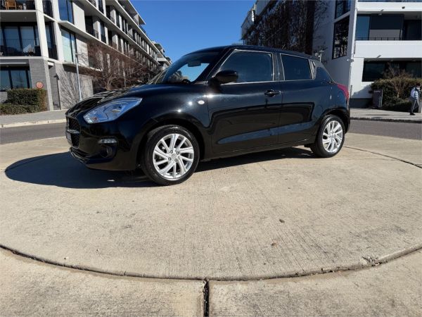 2020 Suzuki Swift AZ GL Navigator image