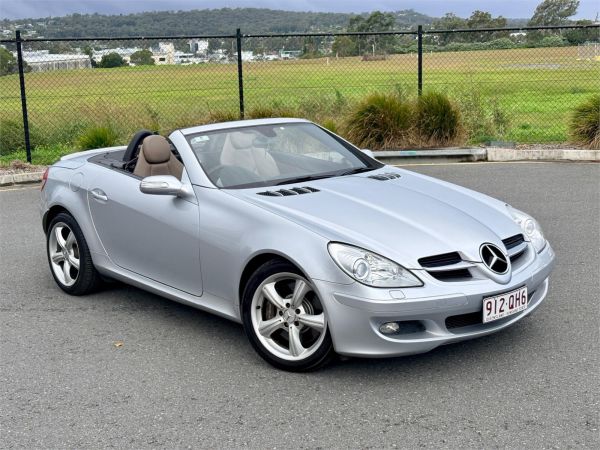 2005 Mercedes-Benz SLK-Class Roadster R171 SLK350 image