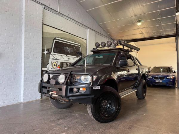 2012 MITSUBISHI TRITON DOUBLE CAB UTILITY MN MY12 GL-R (4x4) image