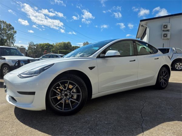 2022 Tesla Model 3 MY22 Rear-Wheel Drive image