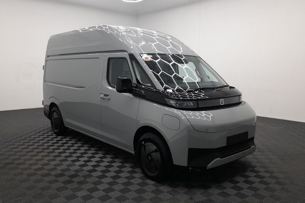 2026 Farizon SuperVan LWB High Roof image