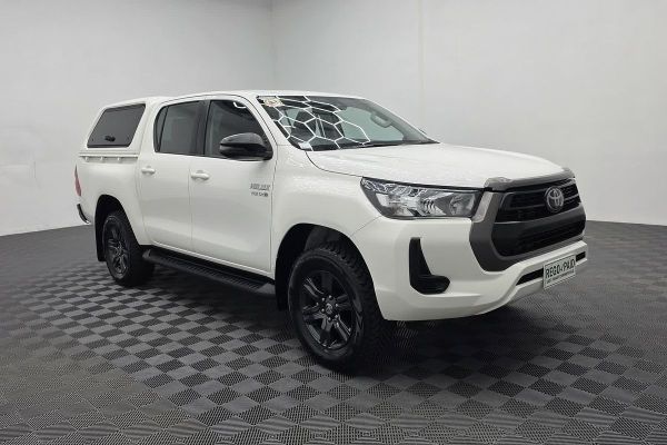 2022 Toyota Hilux SR GUN126R 4X4 image