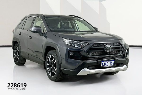 2021 Toyota RAV4 AXAA54R Edge image