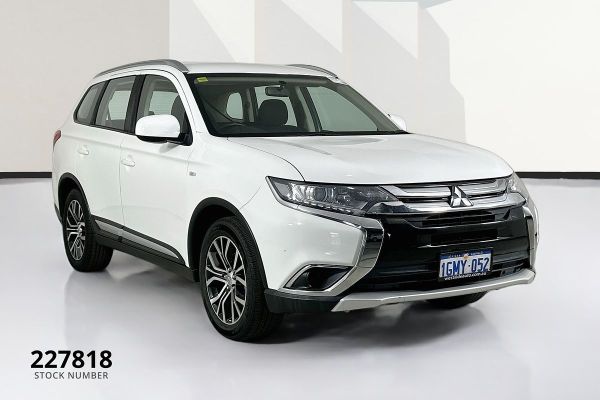 2018 Mitsubishi OUTLANDER ES 7 SEAT (2WD) ZL MY18.5 image