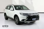Image for 2018 Mitsubishi OUTLANDER ES 7 SEAT (2WD) ZL MY18.5