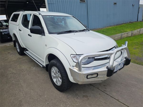 2013 Mitsubishi Triton Utility MN MY14 GLX image