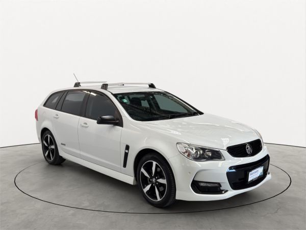 2016 Holden Commodore Wagon VF II MY16 SV6 Black image