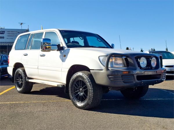 1999 Toyota Landcruiser Wagon FZJ105R RV image