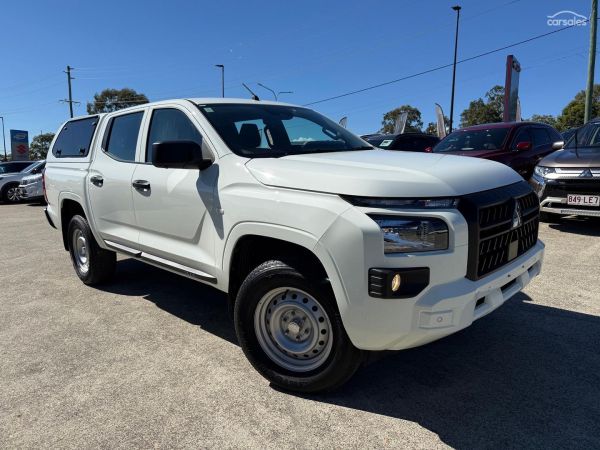2025 Mitsubishi Triton MV GLX image
