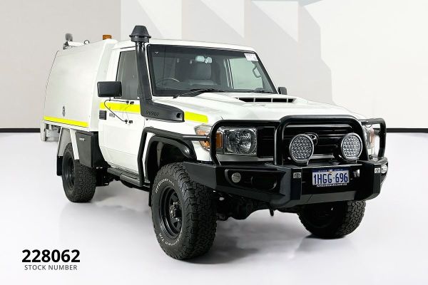2021 Toyota Landcruiser VDJ79R Workmate image