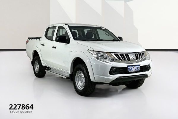 2016 Mitsubishi TRITON GLX MQ MY16 UPGRADE REAR WHEEL DRIVE image