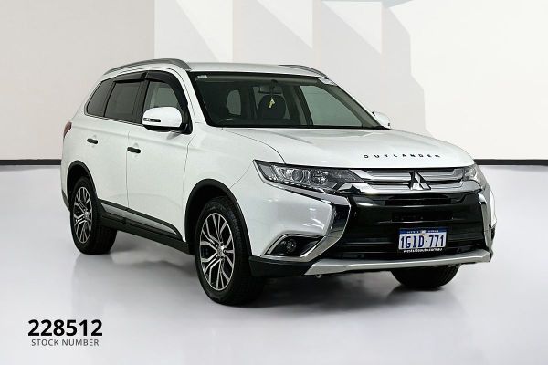 2017 Mitsubishi OUTLANDER LS 7 SEAT (AWD) ZL MY18.5 image