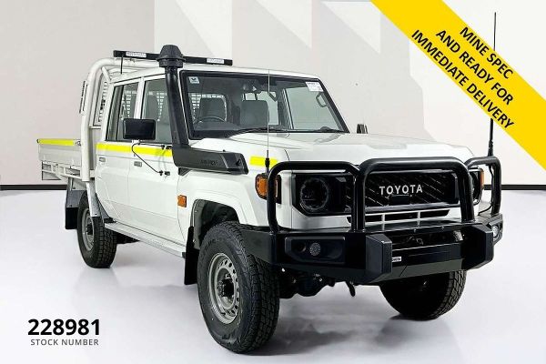2024 Toyota Landcruiser VDJL79R Workmate image