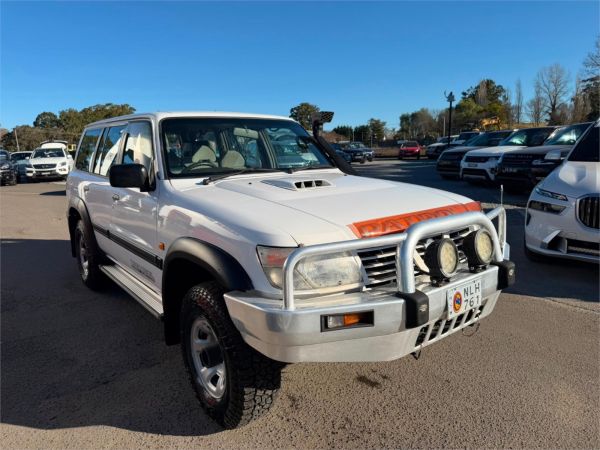 2000 Nissan Patrol Wagon GU II ST image