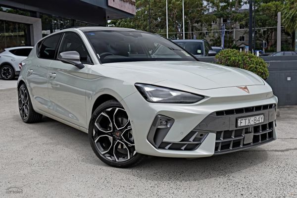 2026 Cupra Leon KU S image