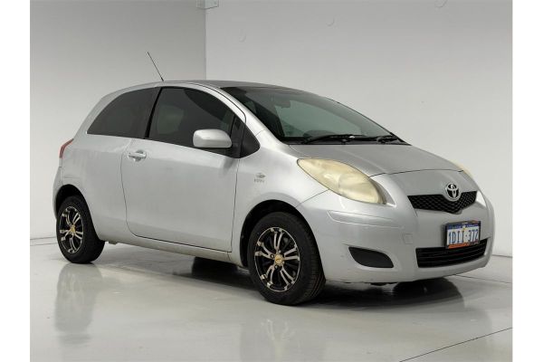 2010 Toyota Yaris YR NCP90R 08 UPGRADE image