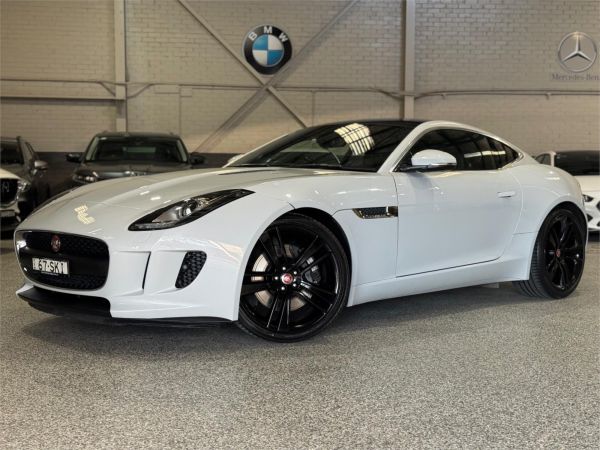 2017 Jaguar F-TYPE Coupe X152 18.5MY 250kW image
