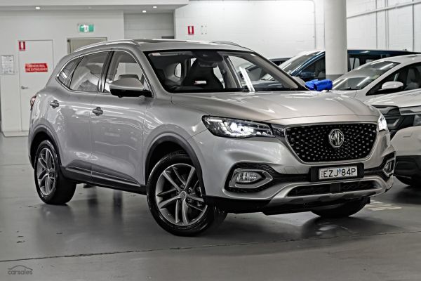 2023 MG HS SAS23 Essence image