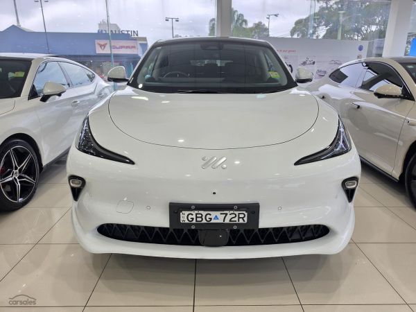 2025 IM Presented by MG Motor IM6  Platinum image