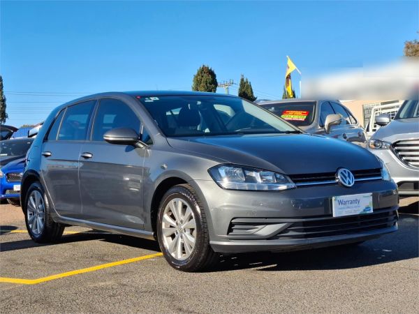 2019 Volkswagen Golf MK VII Trendline image