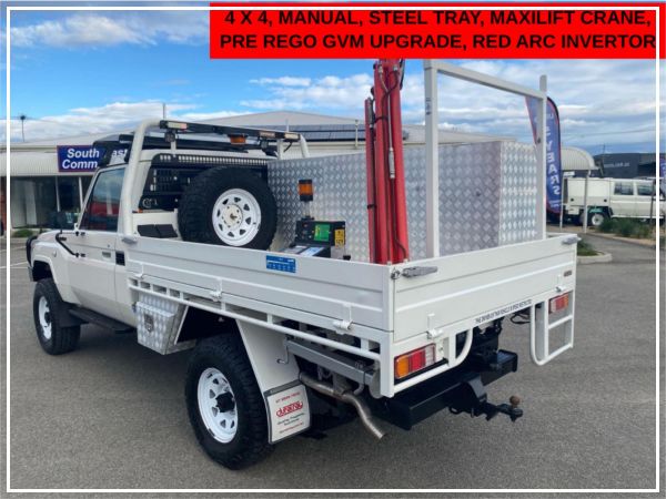 2020 Toyota Landcruiser Cab Chassis VDJ79R Workmate image