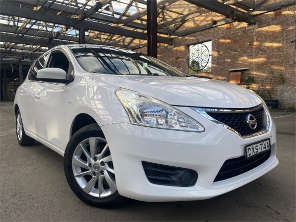 2015 NISSAN PULSAR 5D HATCHBACK C12 SERIES 2 ST image