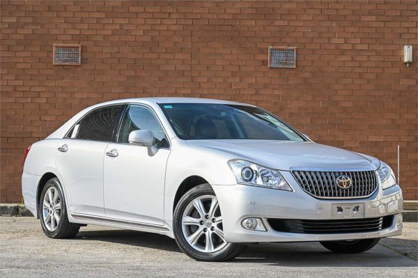 2009 Toyota Crown Majesta Sedan URS206 G Type image