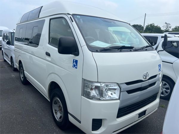 2018 TOYOTA HIACE wagon GDH206R MY18 UPGRADE 2018 4WD High Roof High RToof 4WD image
