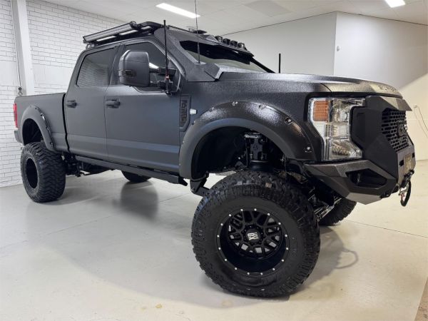 2022 FORD F250 DOUBLE CAB UTILITY 4TH GENERATION XLT image