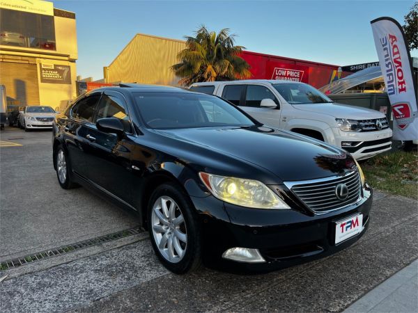 2007 Lexus LS Sedan USF40R LS460 image