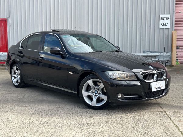 2011 BMW 3 Series Sedan E90 MY1011 325i Exclusive Innovations image