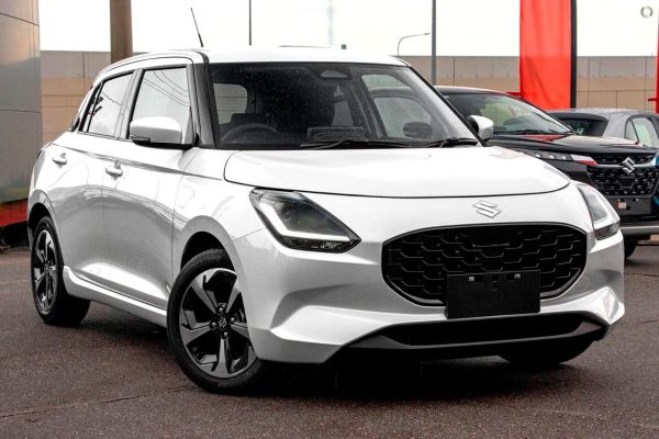 2025 Suzuki Swift  Hybrid GL image