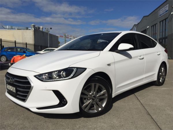 2017 HYUNDAI ELANTRA 4D SEDAN AD MY18 ACTIVE 2.0 MPI image
