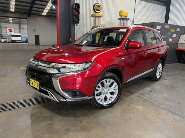 2019 Mitsubishi Outlander ZL ES image