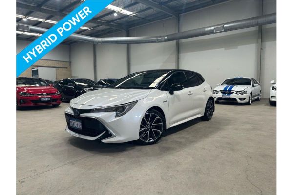 2019 Toyota Corolla ZWE211R ZR image