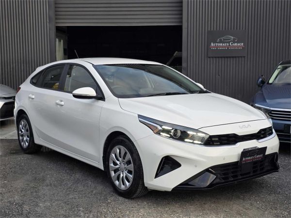 2023 Kia Cerato Hatchback BD MY24 S image