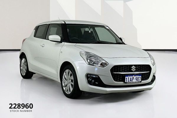2023 Suzuki Swift  GL image