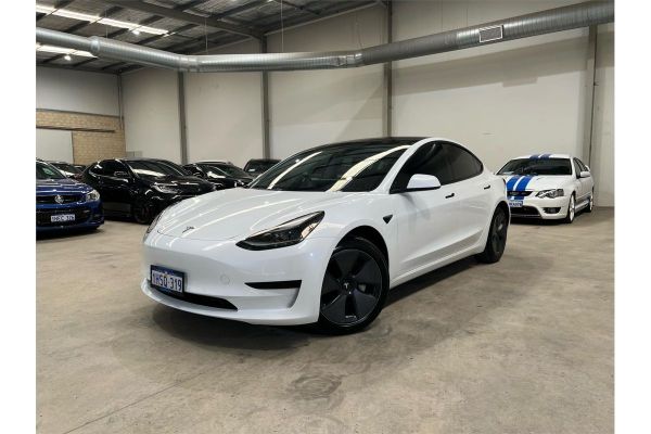 2022 Tesla Model 3   image