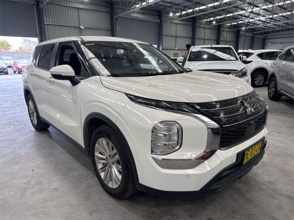 2022 Mitsubishi Outlander Wagon ZM MY22.5 ES image