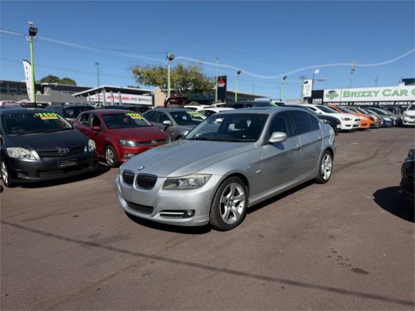 2010 BMW 3 4D SEDAN E90 MY11 20i LIFESTYLE image