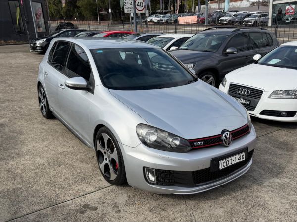 2011 VOLKSWAGEN GOLF 5D HATCHBACK 1K MY12 GTi image