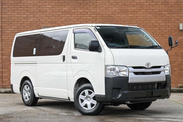 2018 Toyota Hiace Van GDH206 DX image