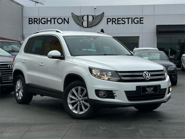 2015 VOLKSWAGEN TIGUAN 4D WAGON 5NC MY15 132 TSI (4x4) image