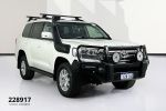 Image for 2020 Toyota Landcruiser VDJ200R VX