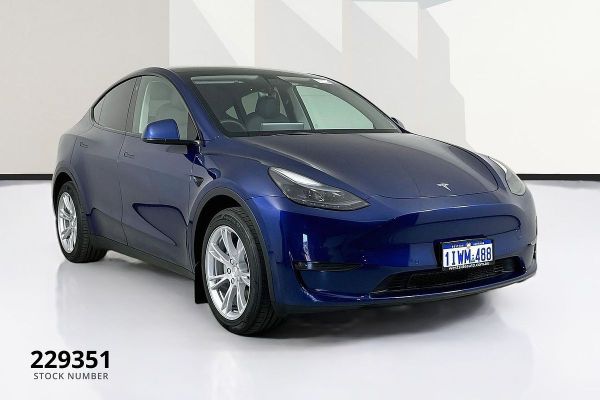 2024 Tesla Model Y  Long Range image