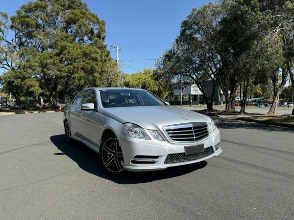 2013 Mercedes-Benz E-Class W212 MY12 E500 BlueEFFICIENCY 7G-Tronic Avantgarde Silver 7 Speed image